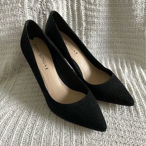 Via Spiga Black Point Heels